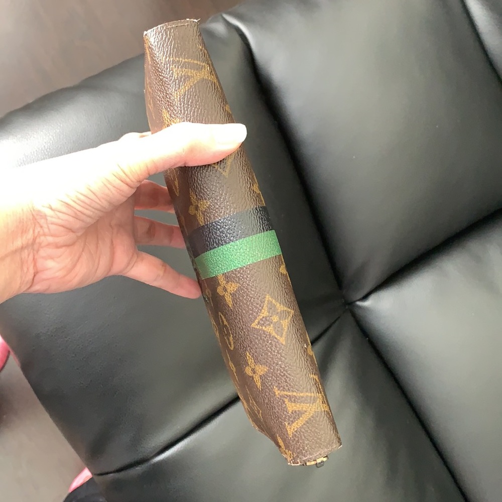 💯 authentic Louis Vuitton wallet - Picture 5 of 17